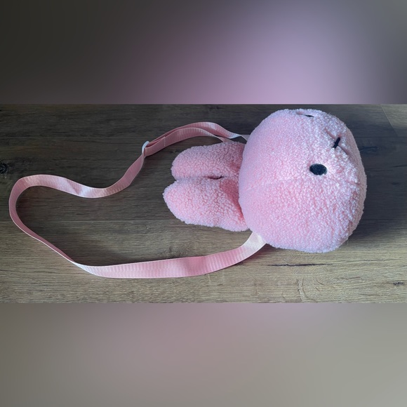 MIFFY-Brand New (NWOT) Fleece Crossbody Handbag-Your Choice White or Pink - Picture 9 of 16